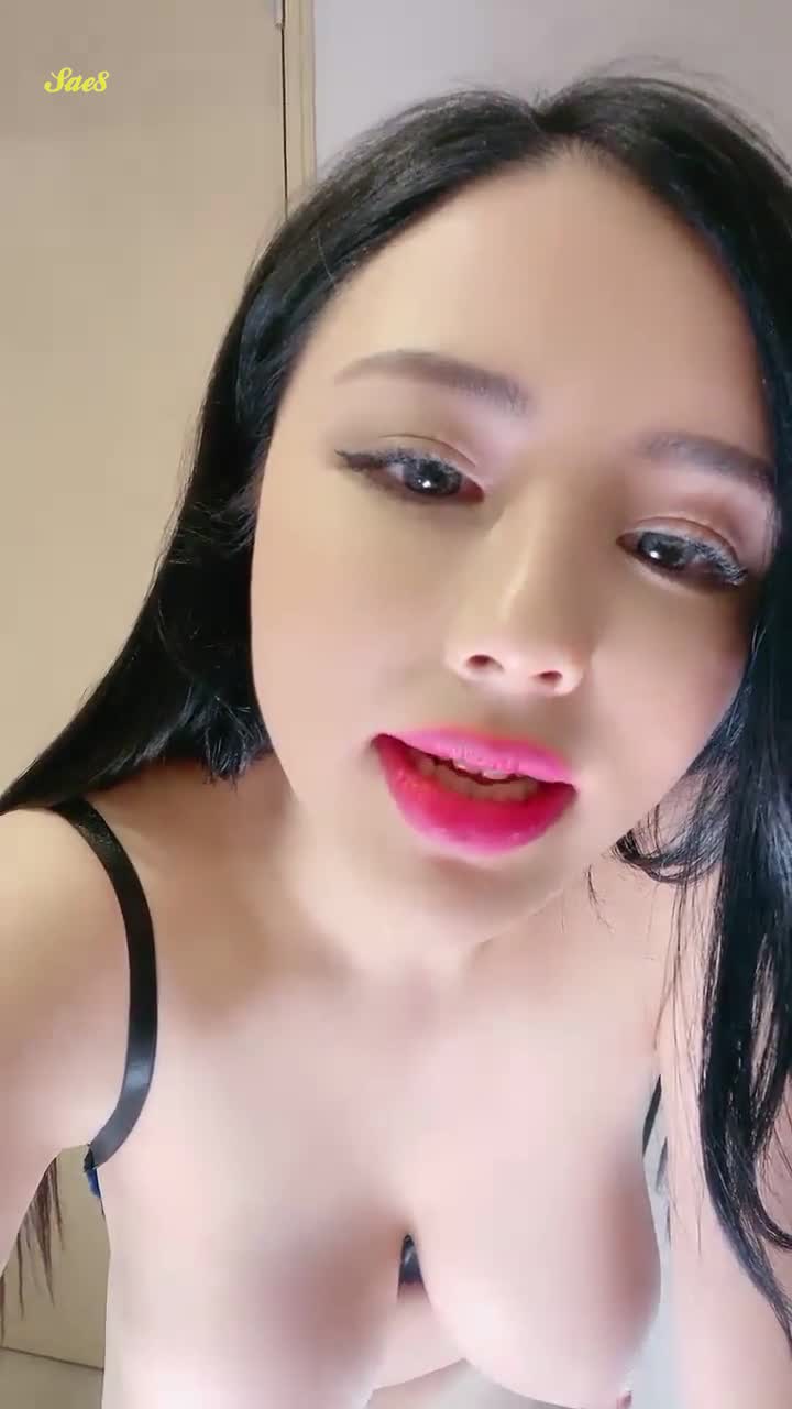 大奶骚御姐主播国产斯嘉丽性感睡衣诱惑