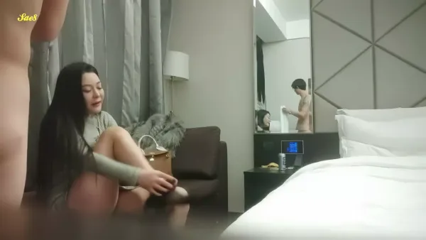 利哥探花硕乳肥臀骚女